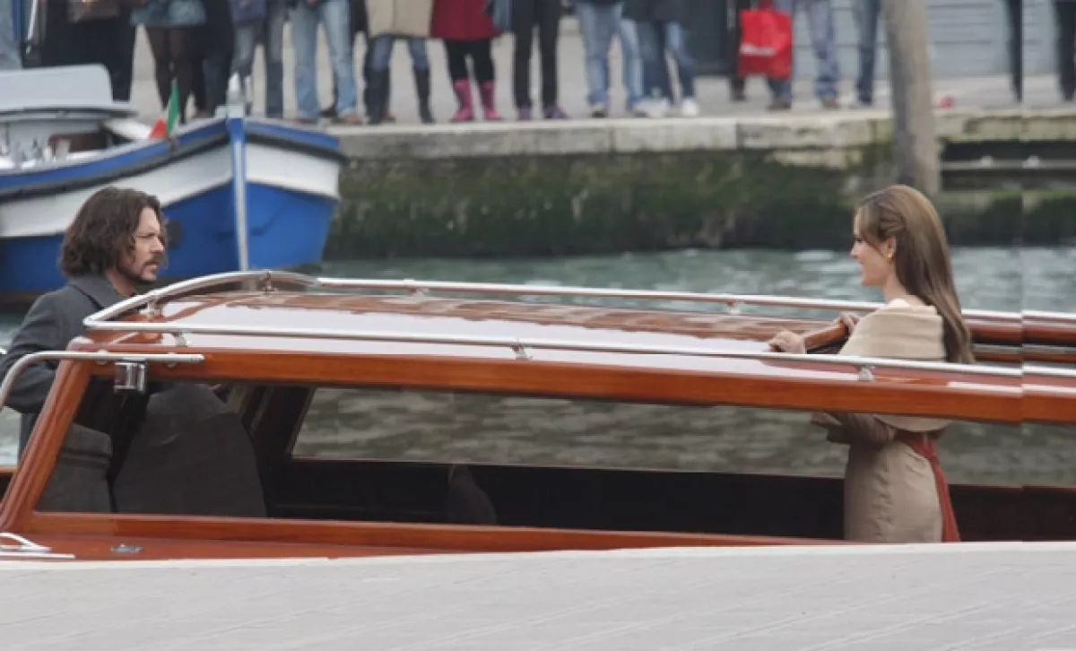 The Tourist está basada en la cinta Anthony Zimmer.