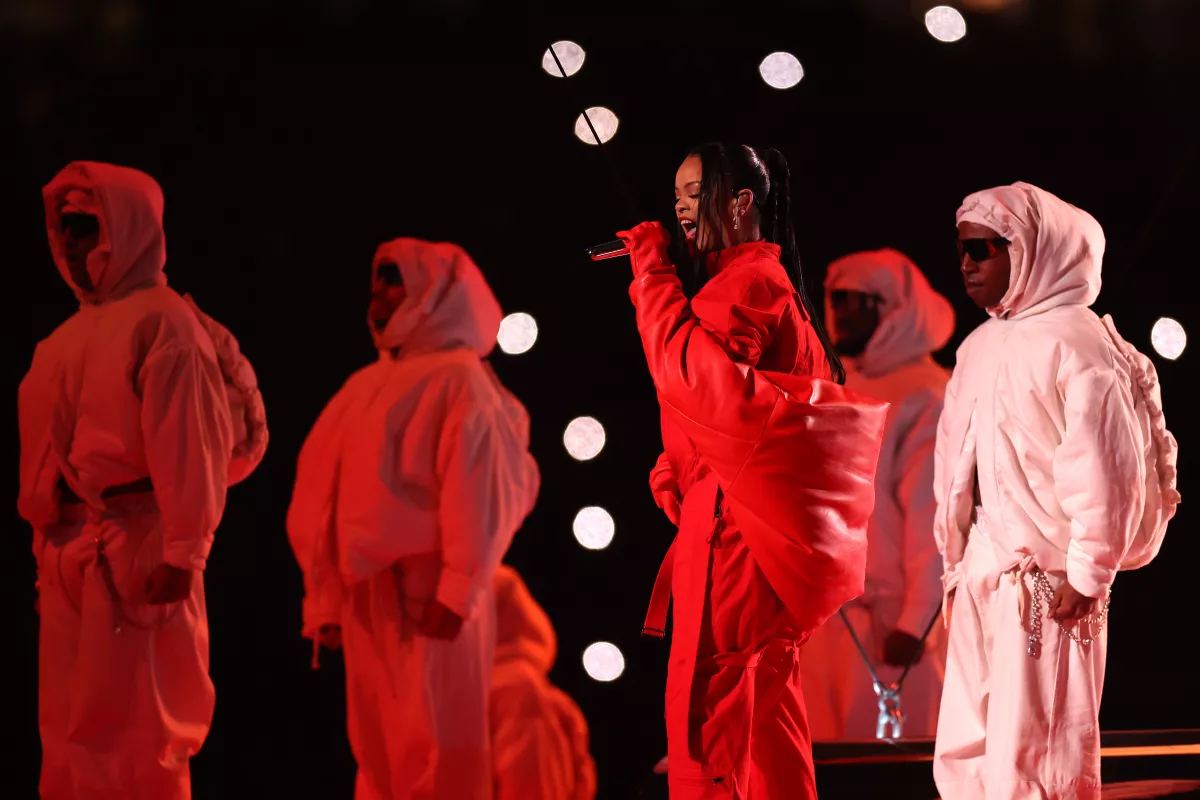 Rihanna-Super-Bowl-2023