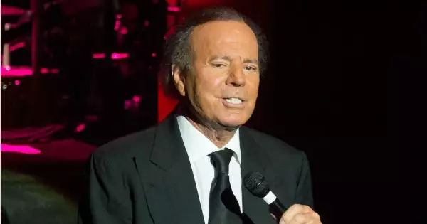julio-iglesias-acoso-sexual.jpg