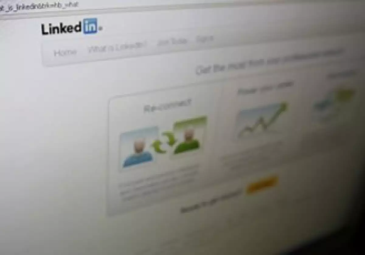 LinkedIn vendió el miércoles pasado al público acciones por 352.8 millones de dólares. (Foto: Reuters)
