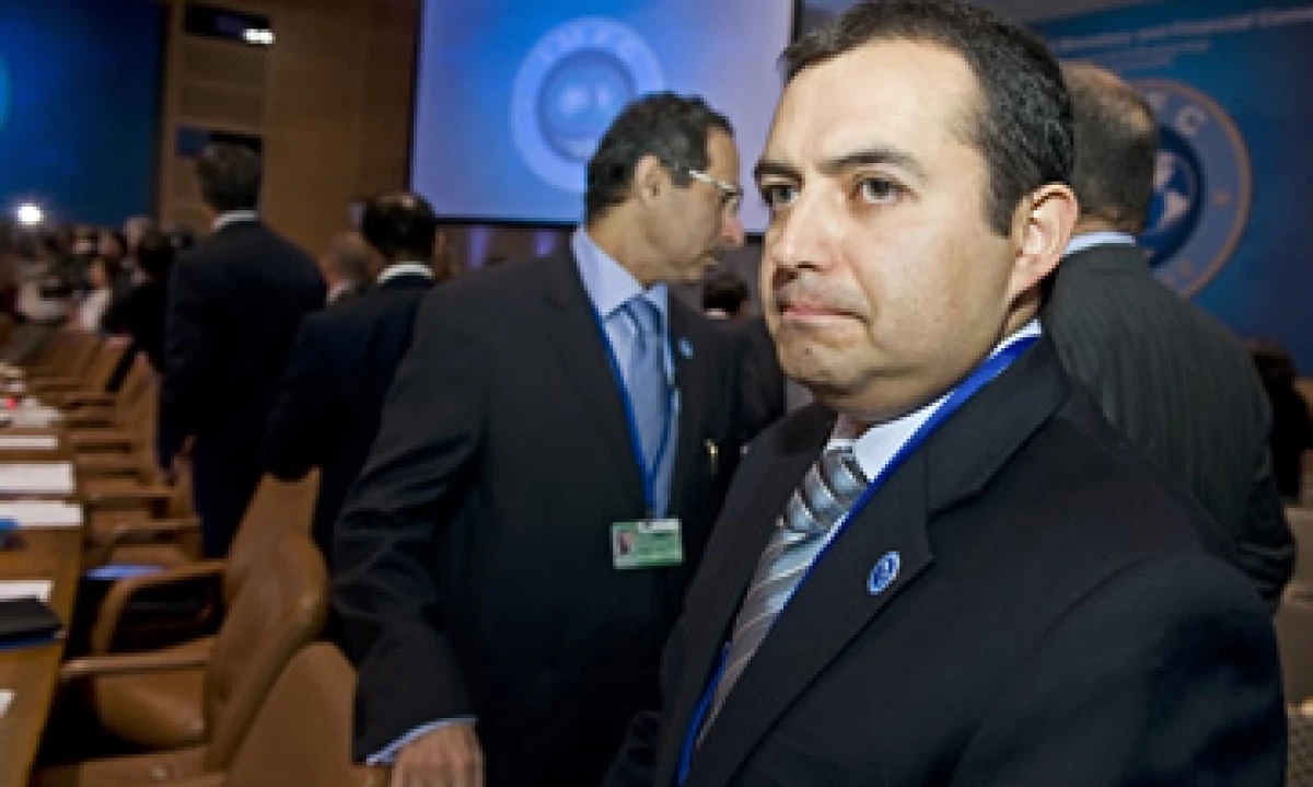 El jueves, Ernesto Cordero acusó irresponsabilidad de algunos países que aplicaron políticas erróneas. (Foto: AP)