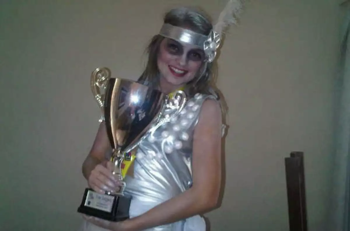Sofía Castro Rivera mostró orgullosa su premio.