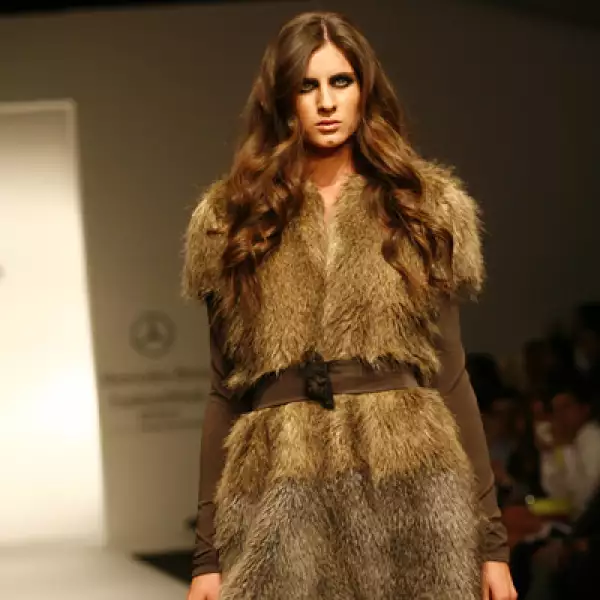 Desfile Veneno en la piel