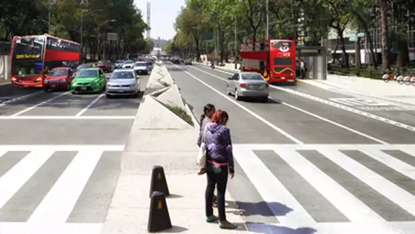 La falta de transporte en la zona favoreció la decisión de construir la Línea 7.
