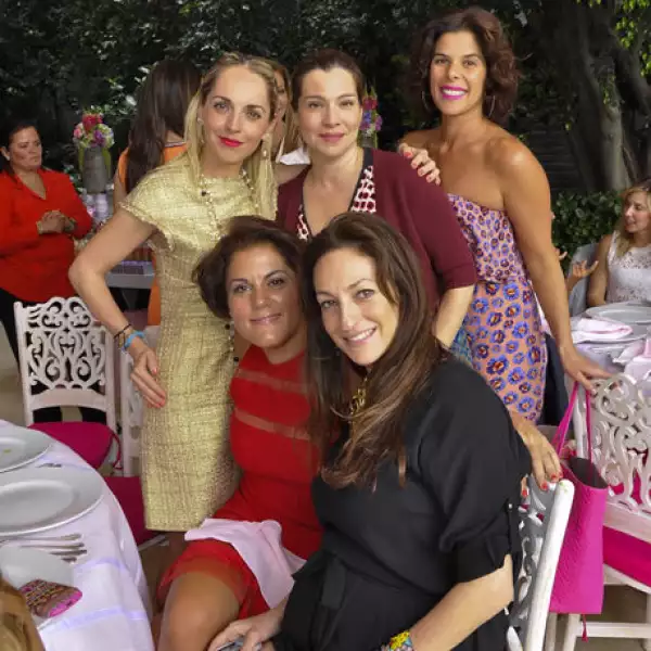 Cecilia Maiz de Salame,Alejandra Díaz,Ana Bárbara Caballero,Carina de los Santos y Tete Ramírez