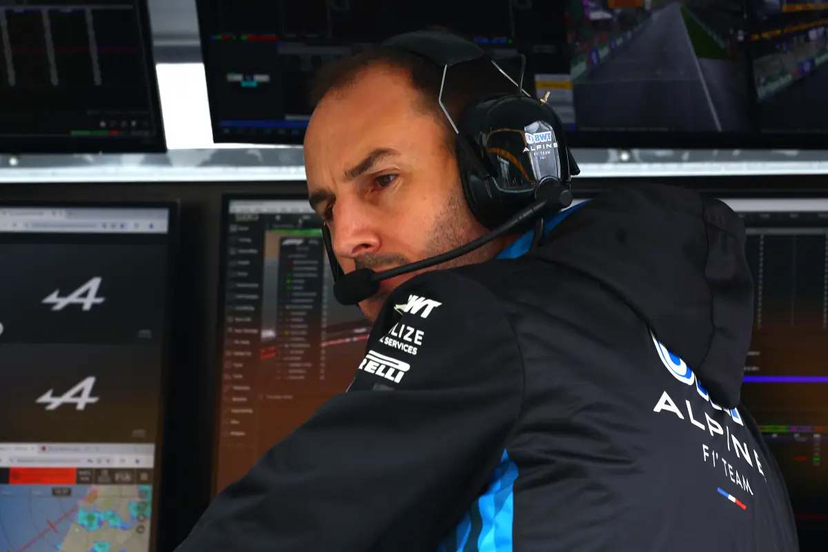 F1: Oliver Oakes dimite como director de la escudería Alpine