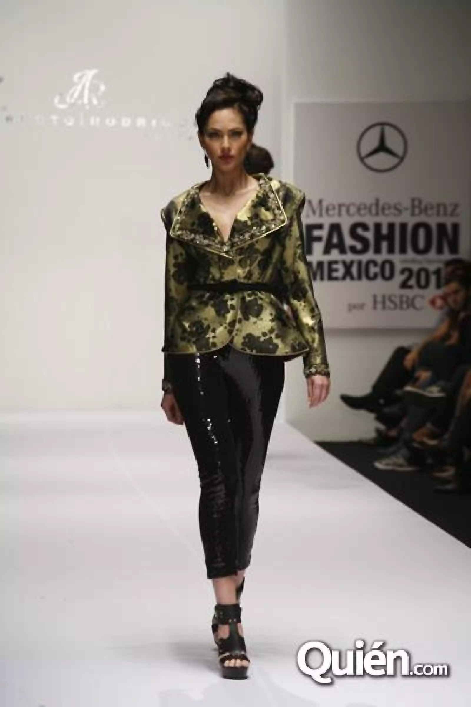 Desfile Alberto Rodríguez