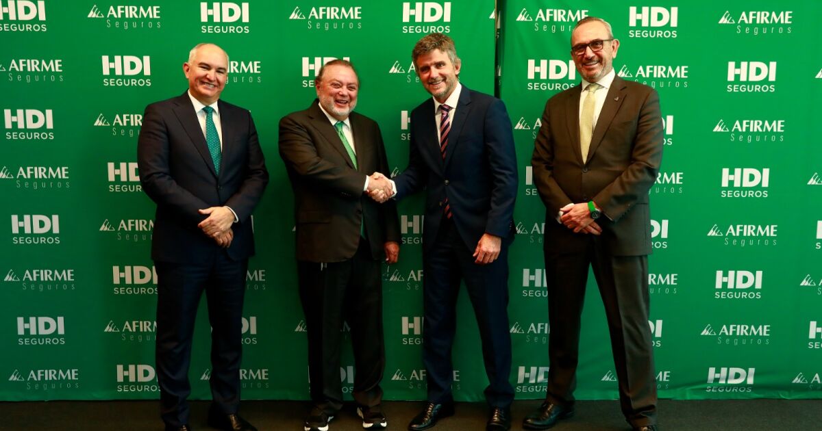 HDI Seguros ve Banco Afirme 20 yıllık sigorta satışına ilişkin anlaşma imzaladı