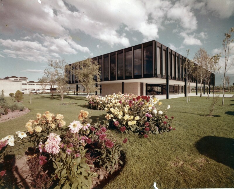 Oficinas de Bacardí - Ludwig Mies Van der Rohe