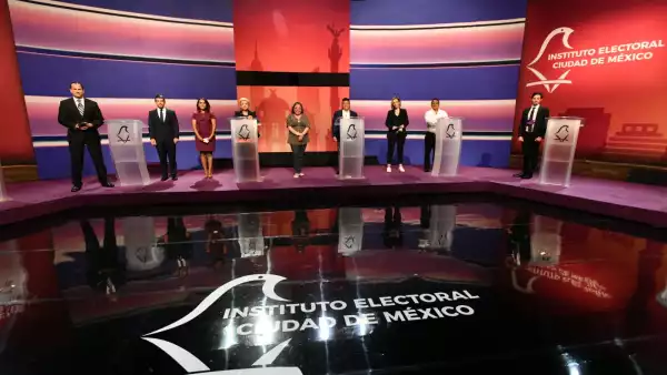 Candidatos y moderadores del primer debate a la alcaldía de Miguel Hidalgo