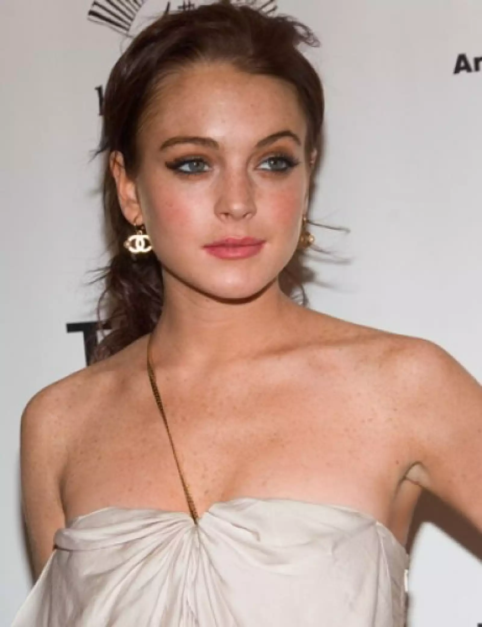 Lindsay en uno de sus mejores momentos: con su color de pelo natural y siendo invitada a gran cantidad de eventos pues su imagen aún era positiva.