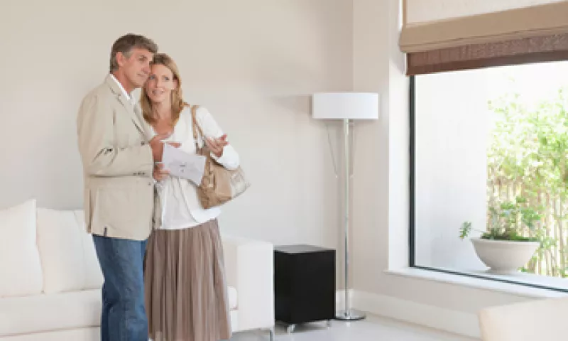 Siempre adquiere la propiedad a través de una escritura. (Foto: Getty Images)