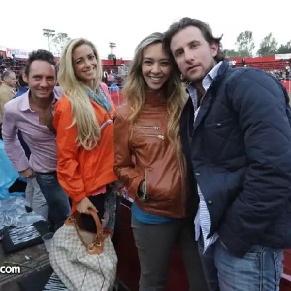 Luis Canovi,Paulina Minvielle,Melissa Palazuelos,Juan Carlos Casado