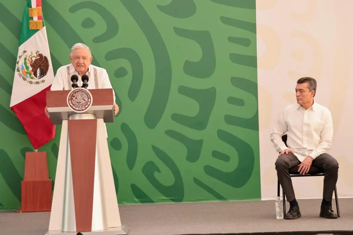 amlo-rutilio-escandon.jpg