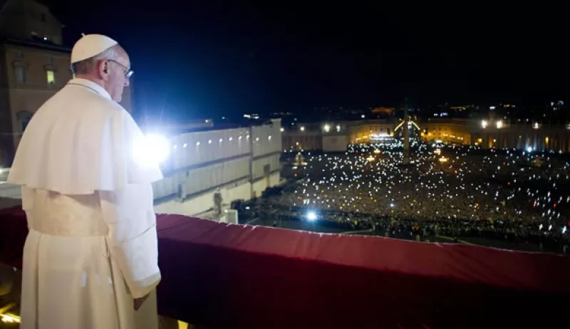 El sacerdote jesuita Federico Lombardi dijo que por ser el primero no va acompañado del número romano.