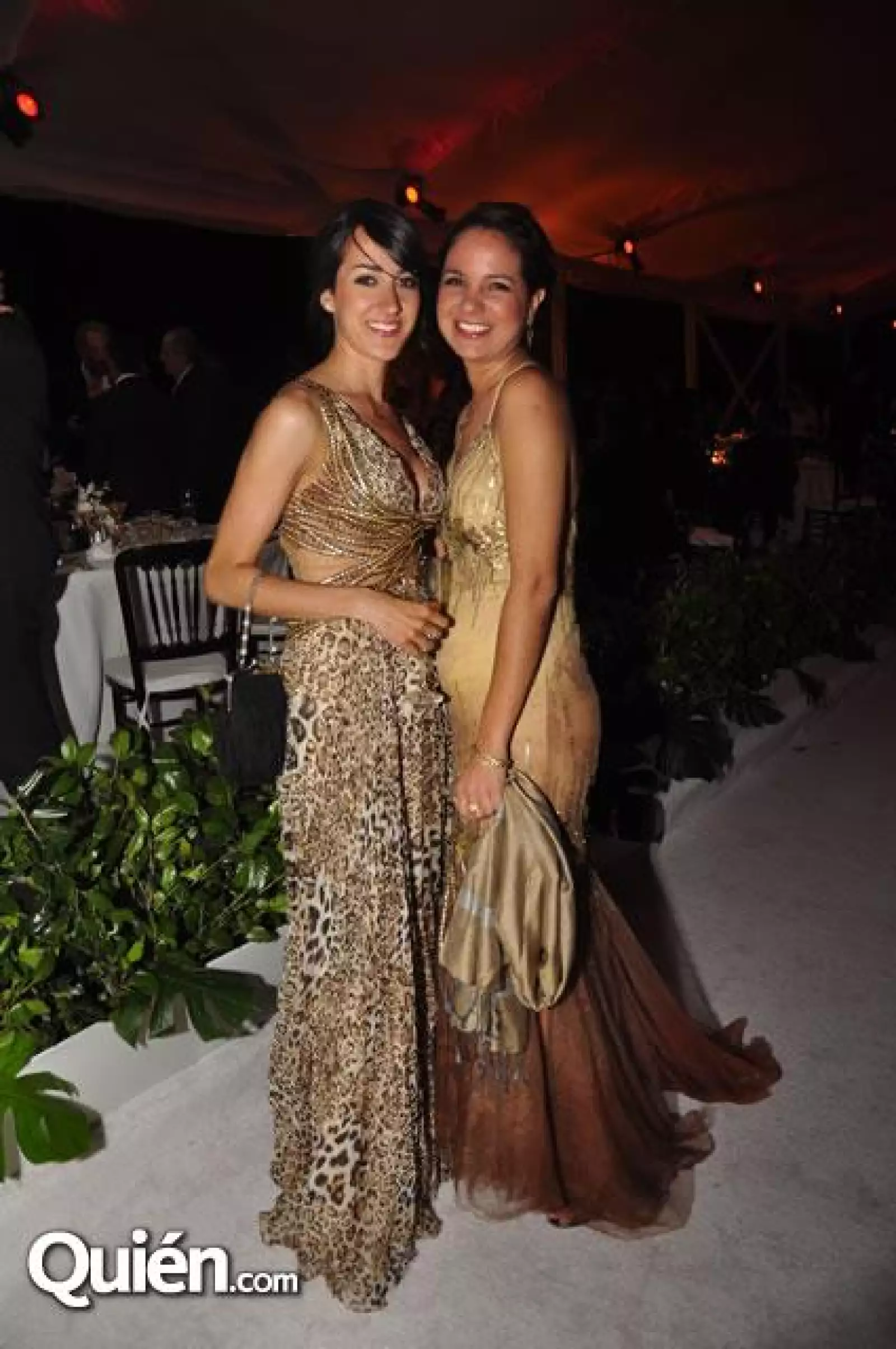 Cristina Domínguez,Sat Velasco