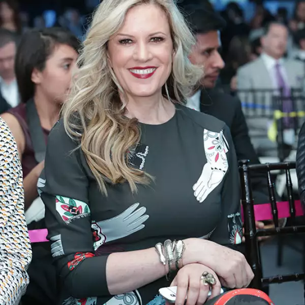 Rebecca de Alba
