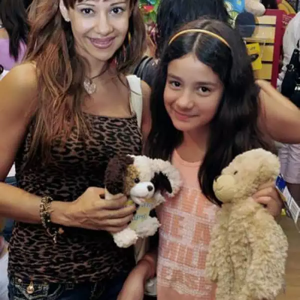 Adriana Guerra de Martínez y María Martínez