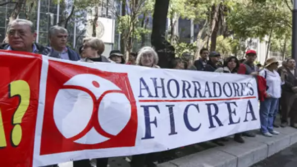 La ASF no puedo fincar responsabilidades a  la CNBV y la Condusef, dijo. (Foto: Cuartoscuro )