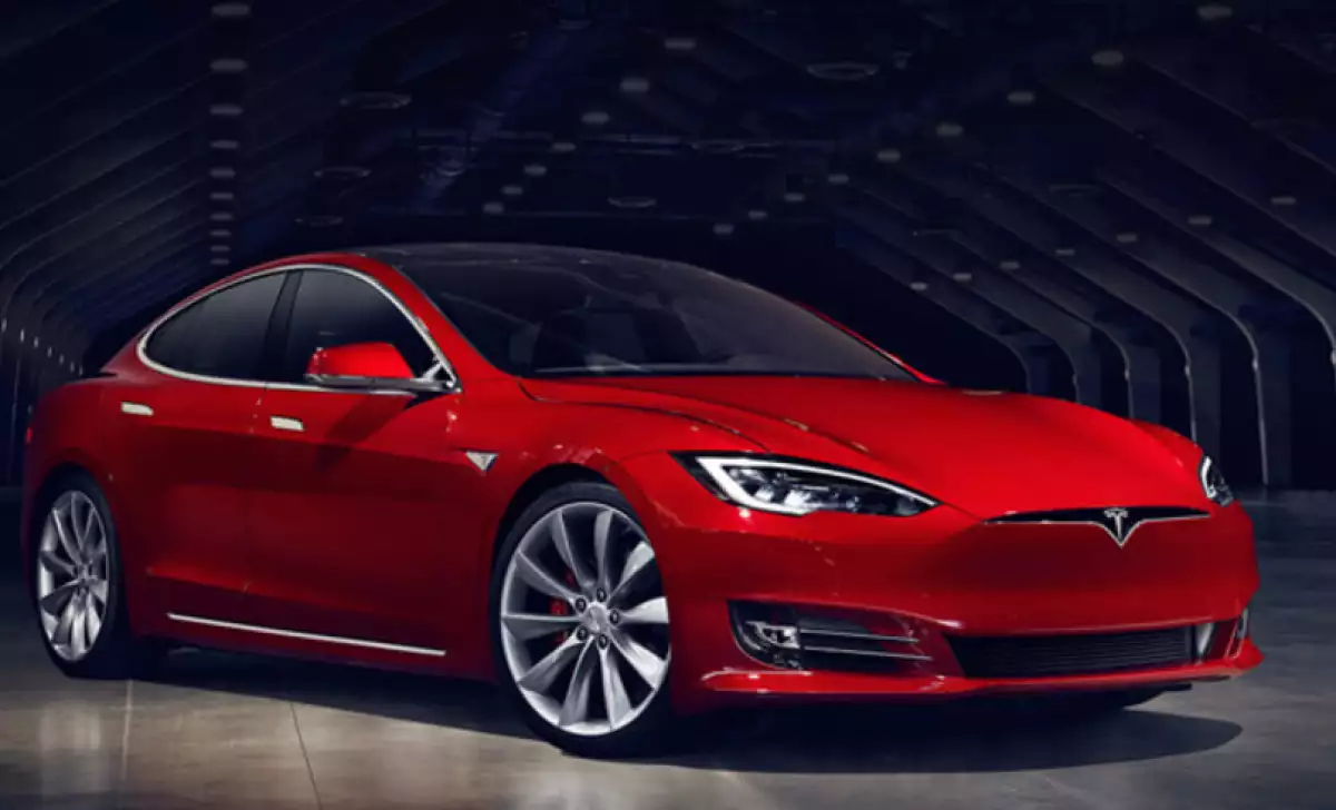 Tesla baja precios en México y en Estados Unidos