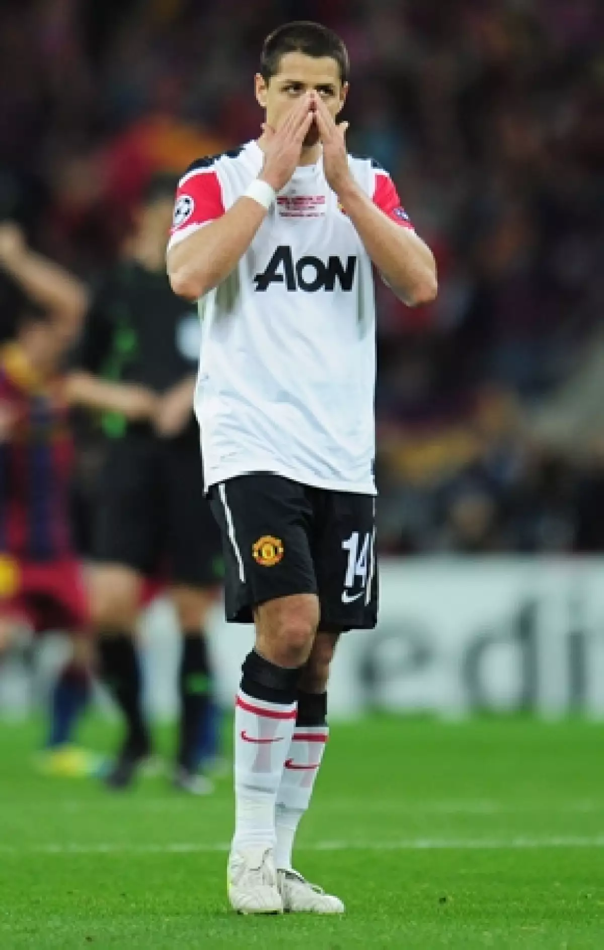 El jugador mexicano no pudo evitar las lágrimas ante la derrota de su equipo.