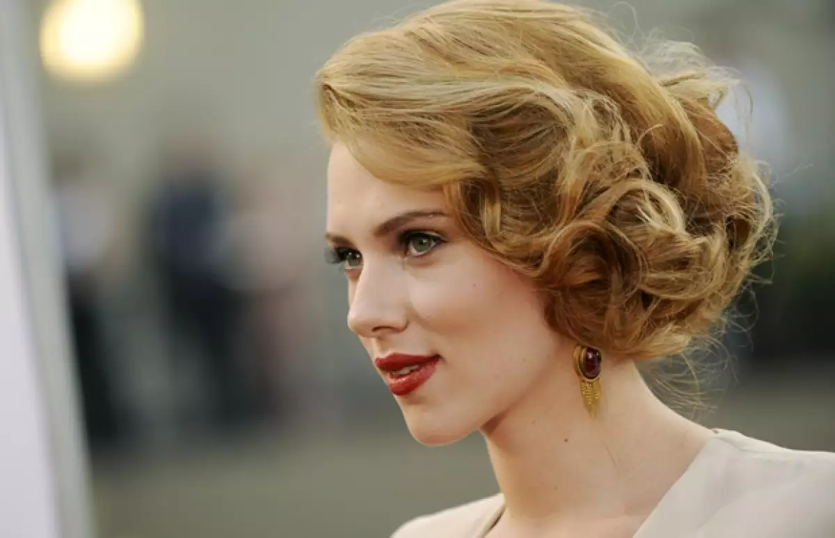 Scarlett es experta en cambiar de look.