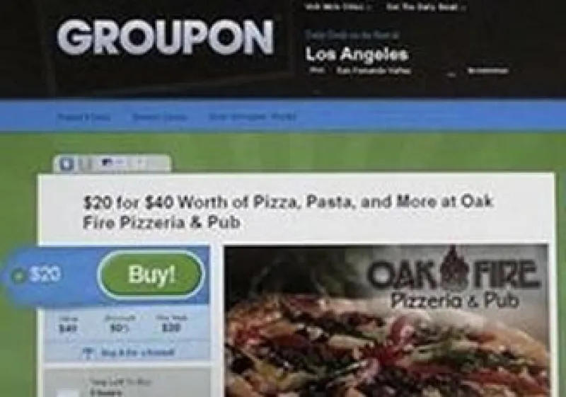 Después del rechazo de Groupon de compra por parte de Google, el sitio encuentra inversores. (Foto: Reuters)