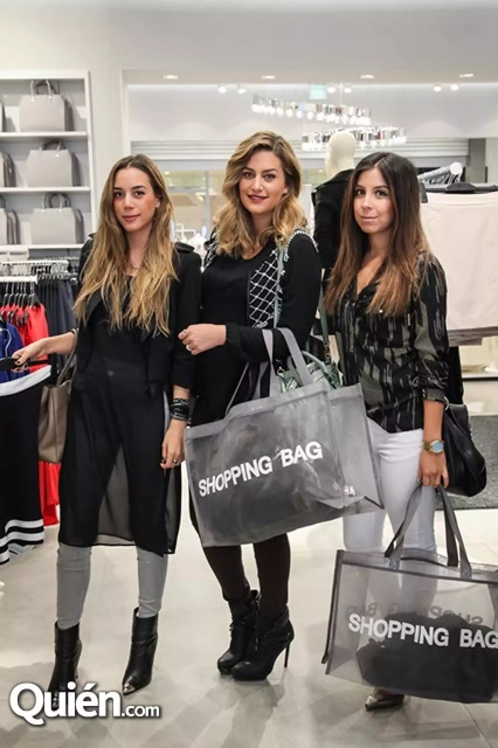 Andrea Rojas,Christiane Díaz y Fabiola Mendoza