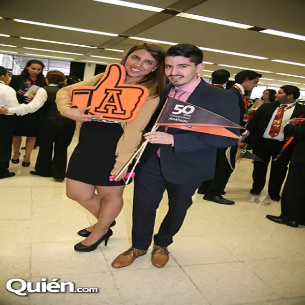 Gabriela Florane,Gonzalo Martínez