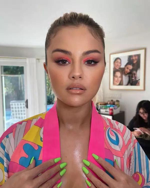 Selena Gomez.
