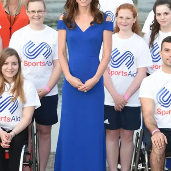 La futura reina utilizó este vestido de Roland Mouret en la gala del 40 aniversario de la fundación Sports Aids
