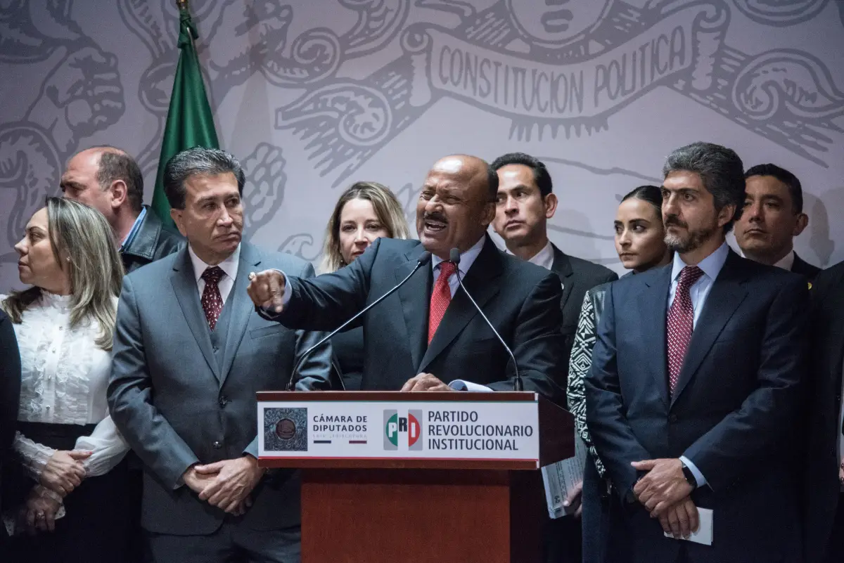 Diputados priistas