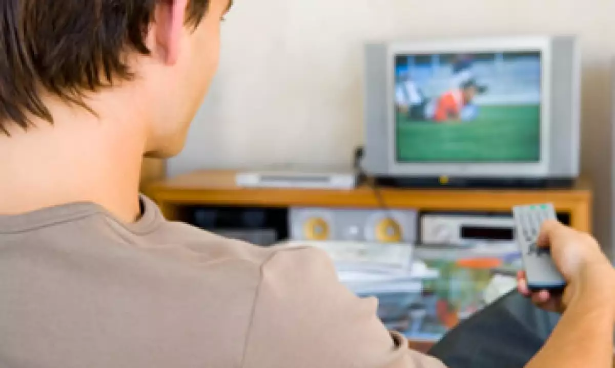 Dish afirma que ambas televisoras nacionales le han impedido anunciarse en sus canales de televisión abierta. (Foto: Thinkstock)