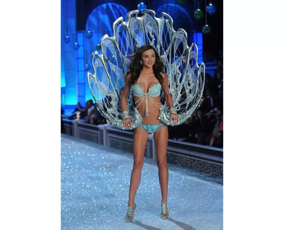 La destacada marca de ropa íntima ‘Victoria&#39s Secret&#39 resalta a sus modelos que se han convertido en madres.