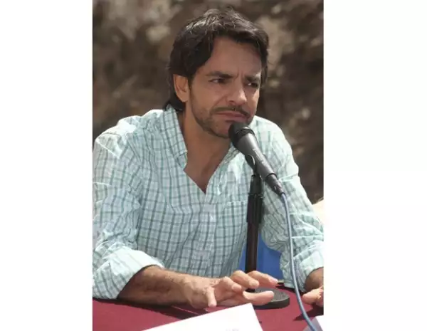 El actor en conferencia de prensa.