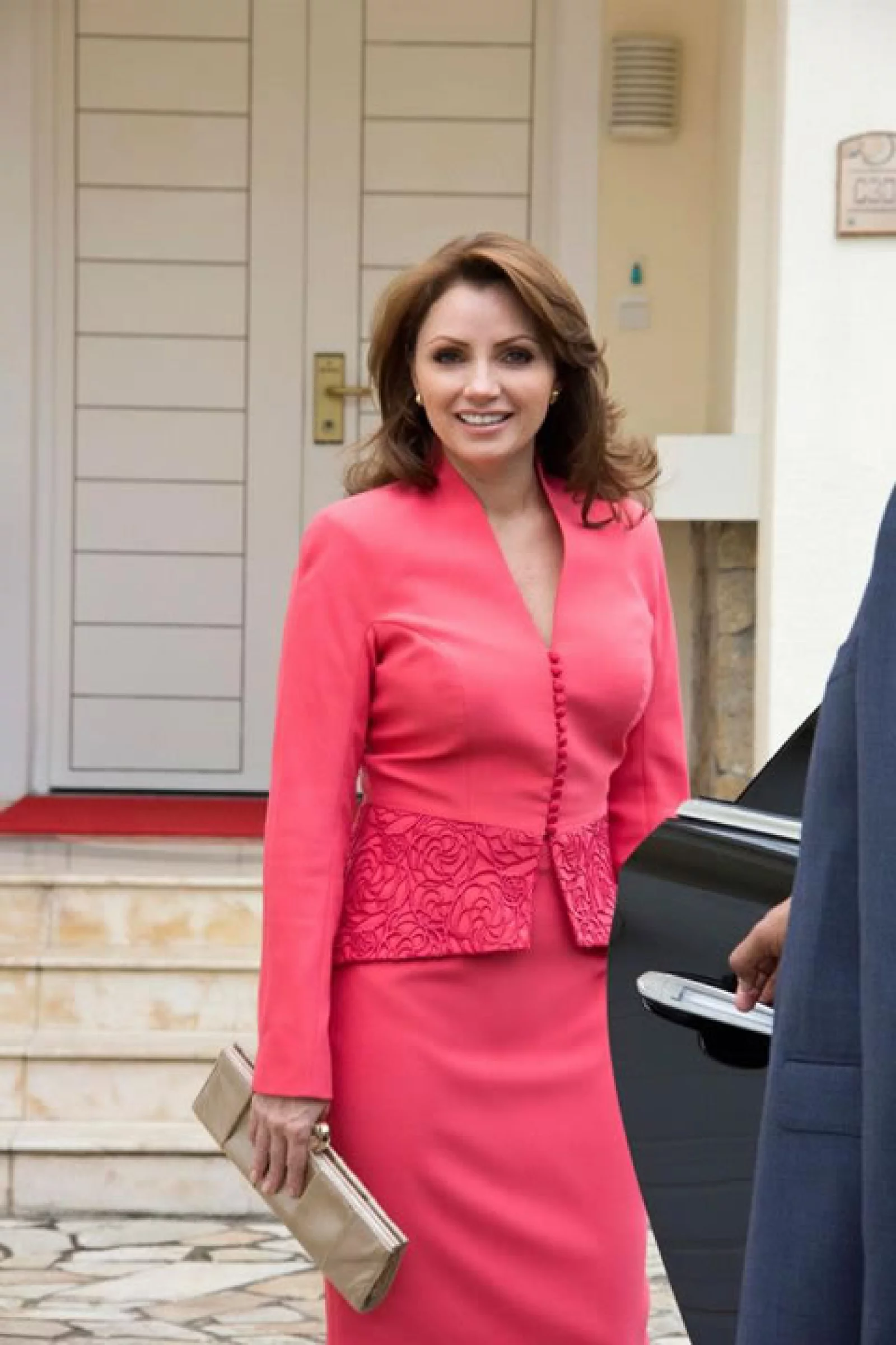 Los looks de Angélica Rivera en su gira por Asia