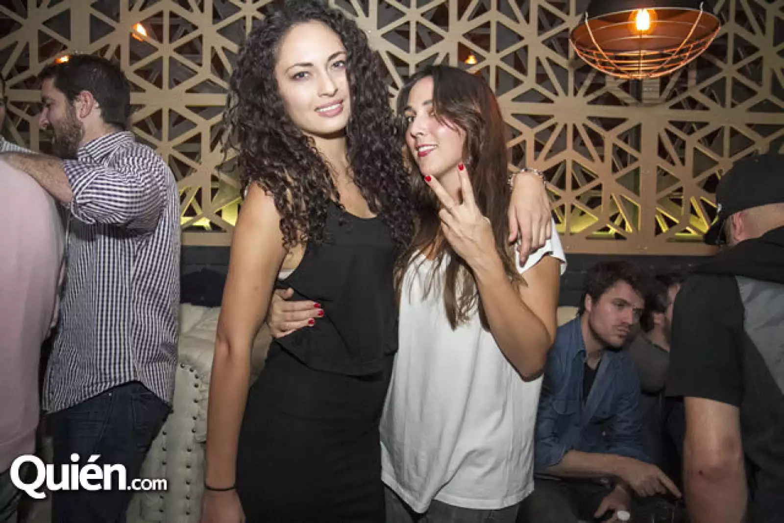 Gloria Samacona y Lili Serrano