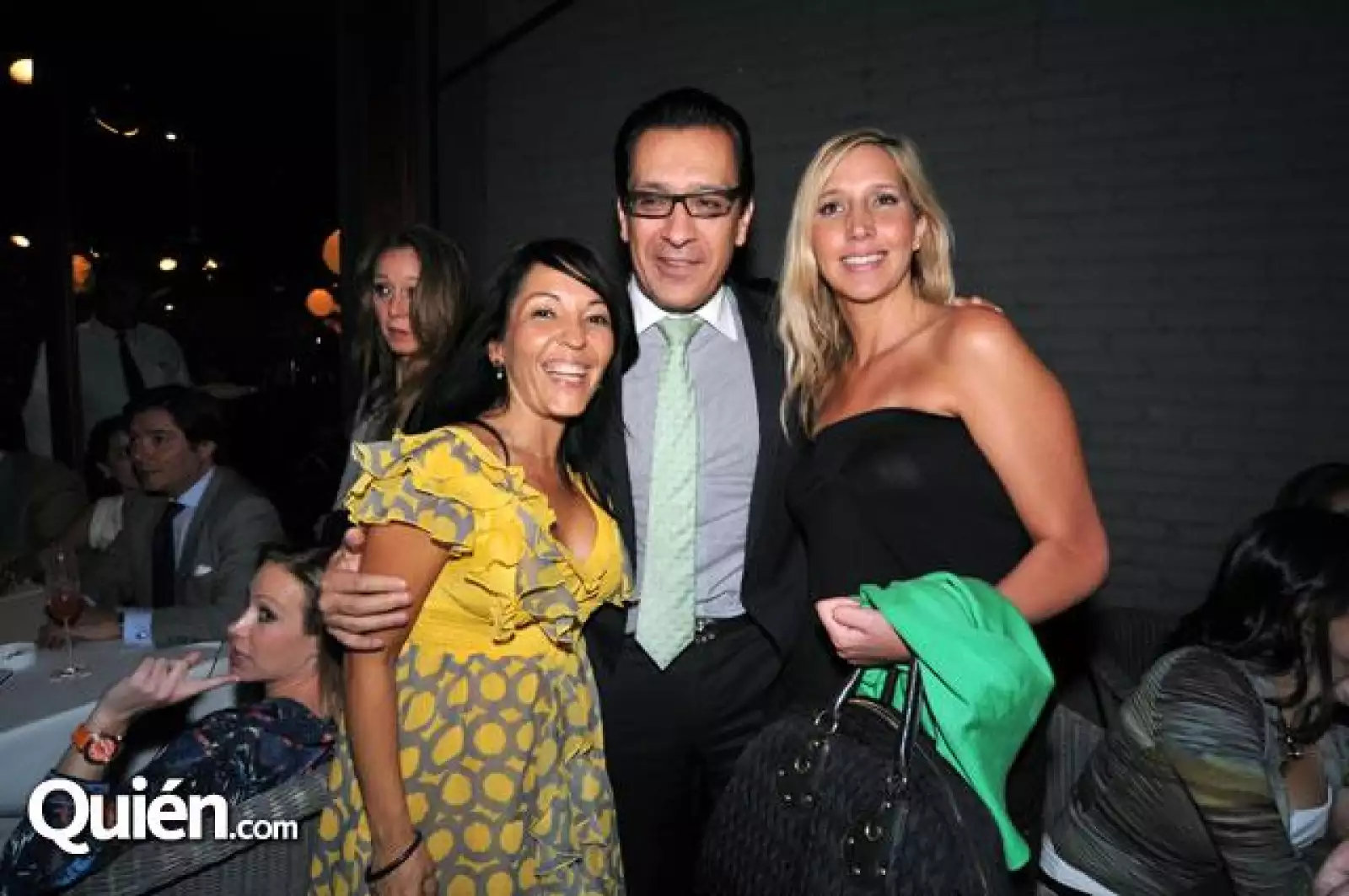 Rose Ruiz,Juan Ibañez y Monic Saint Pierre