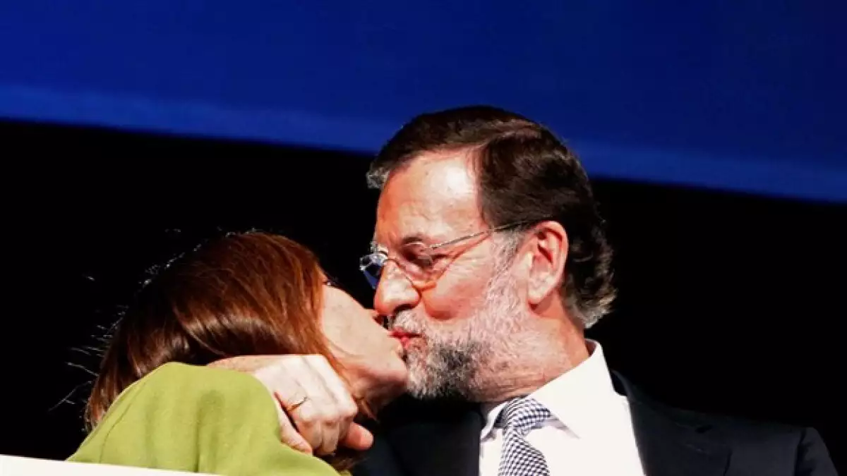 rajoy_beso