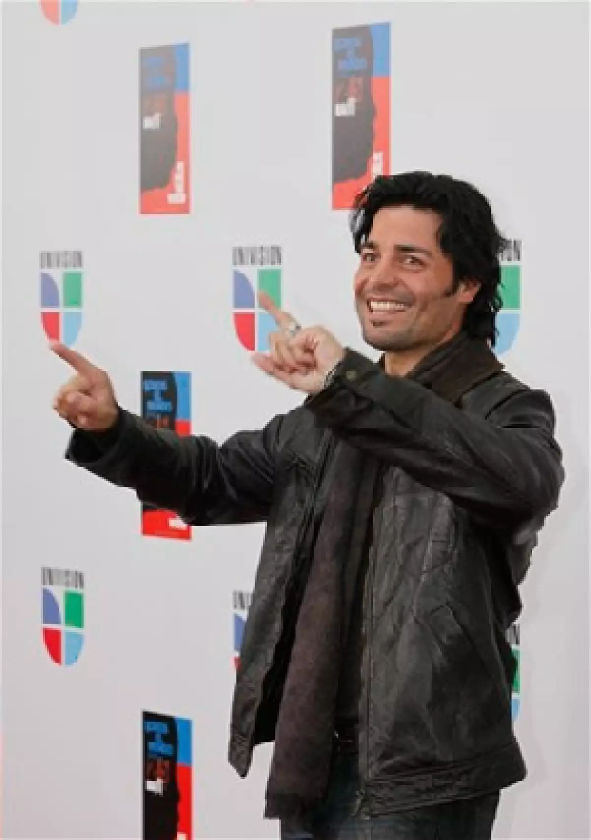 Chayanne también acudió al llamado de Emilio Estefan