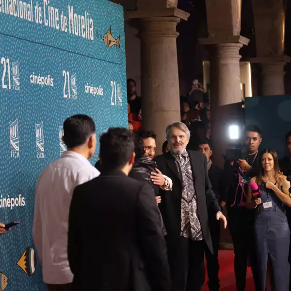 Diego Boneta y Miguel Bosé