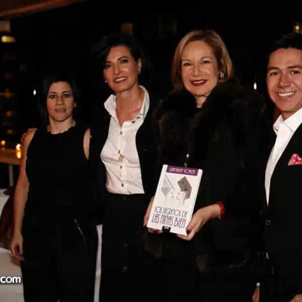 Juana Inés Dehesa, Gaby Vargas, Guadalupe Loaeza y Alberto Tavira