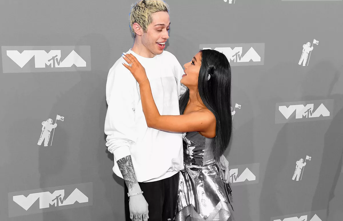 Ariana-Grande-Pete-Davidson
