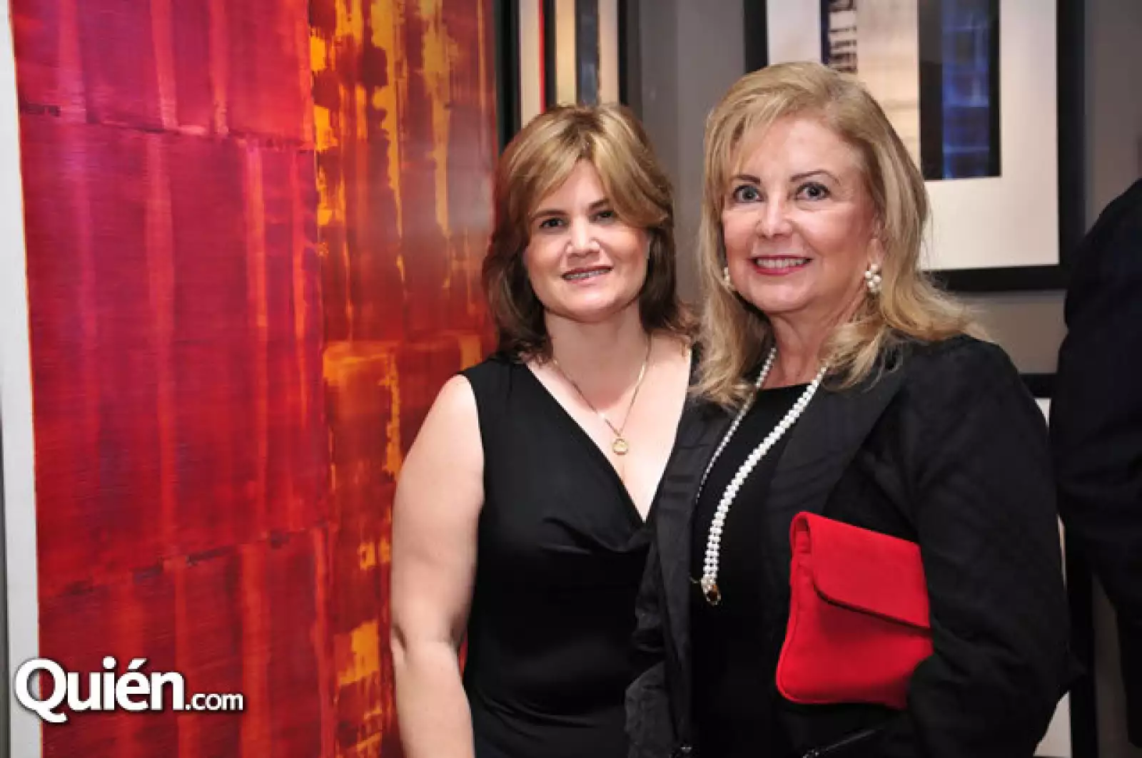 Karen Lamadrid y Lourdes de Álvarez