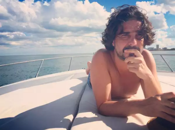 A pesar de no querer dar entrevistas, Catalina continúa publicando fotografías de Jorge.