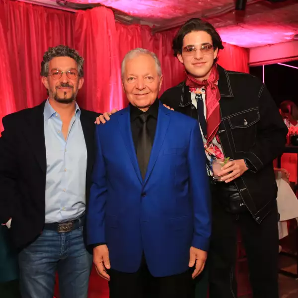 Roberto, Roberto y Ricardo González