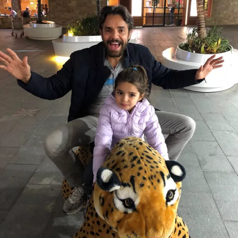 Eugenio Derbez y Aitana