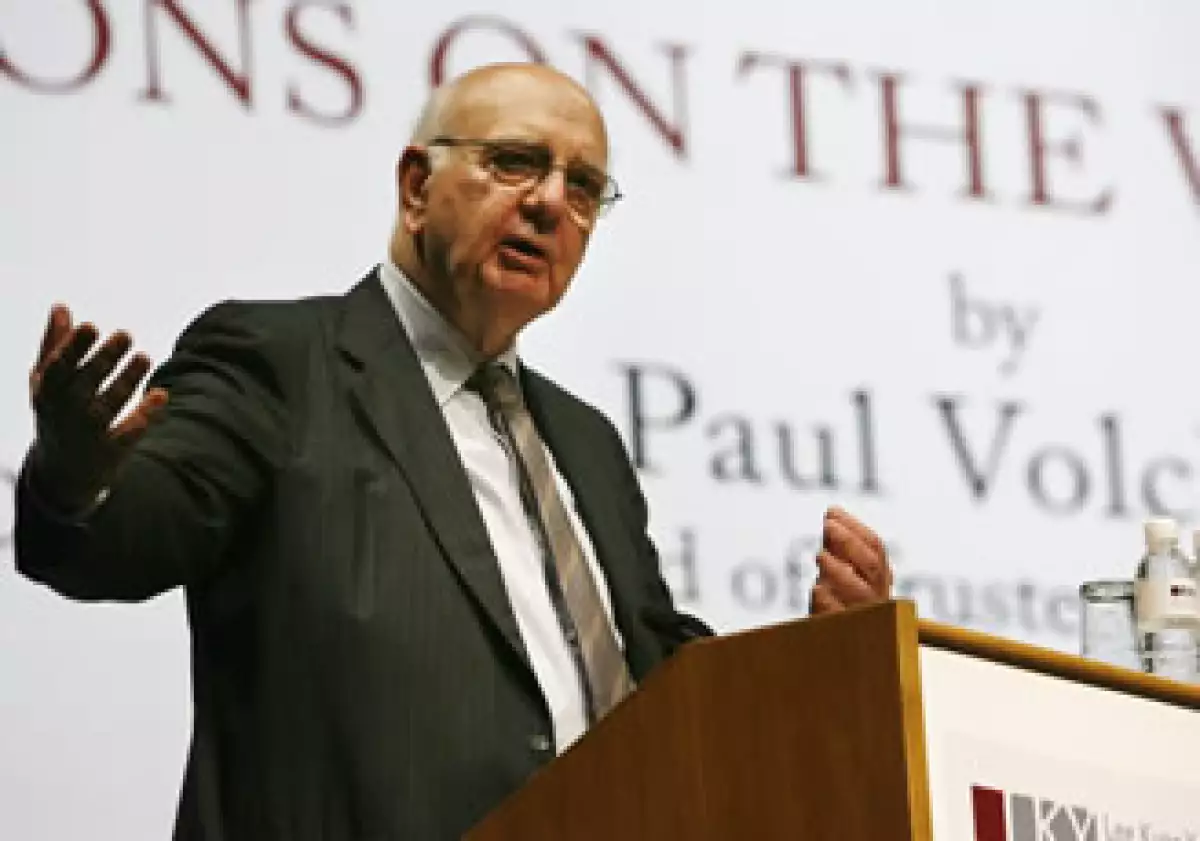 Paul Volcker fue protagonista para que la reforma financiera de Barack Obama se convirtiera en realidad. (Foto: AP)