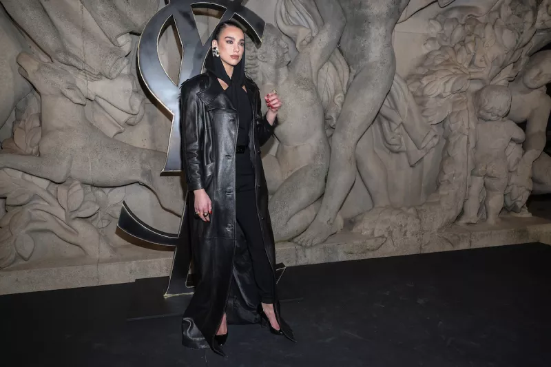 Saint Laurent : Photocall - Paris Fashion Week - Womenswear Fall Winter 2023-2024