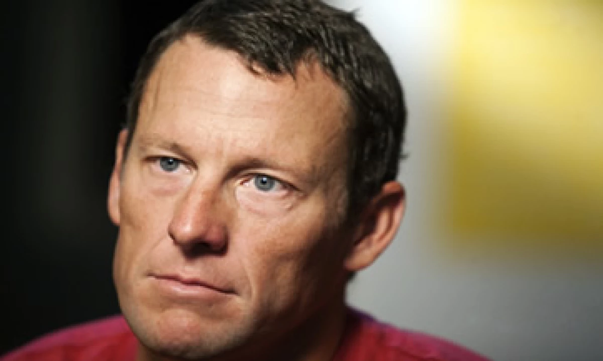 A Lance Armstrong le arrebataron el año pasado sus siete títulos. (Foto: AP)